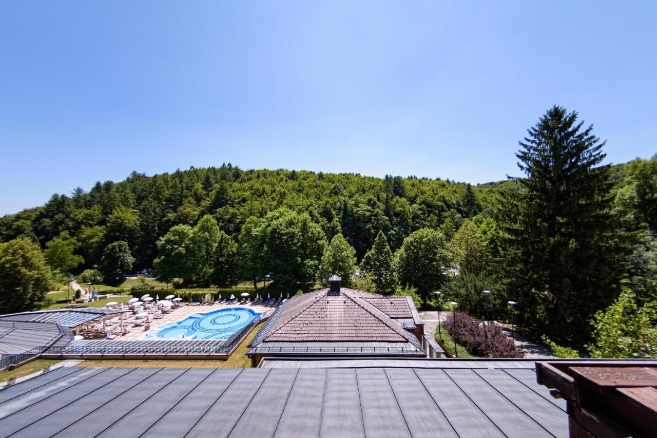 Hotel Toplice - Terme Krka Smarjeske Toplice ภายนอก รูปภาพ