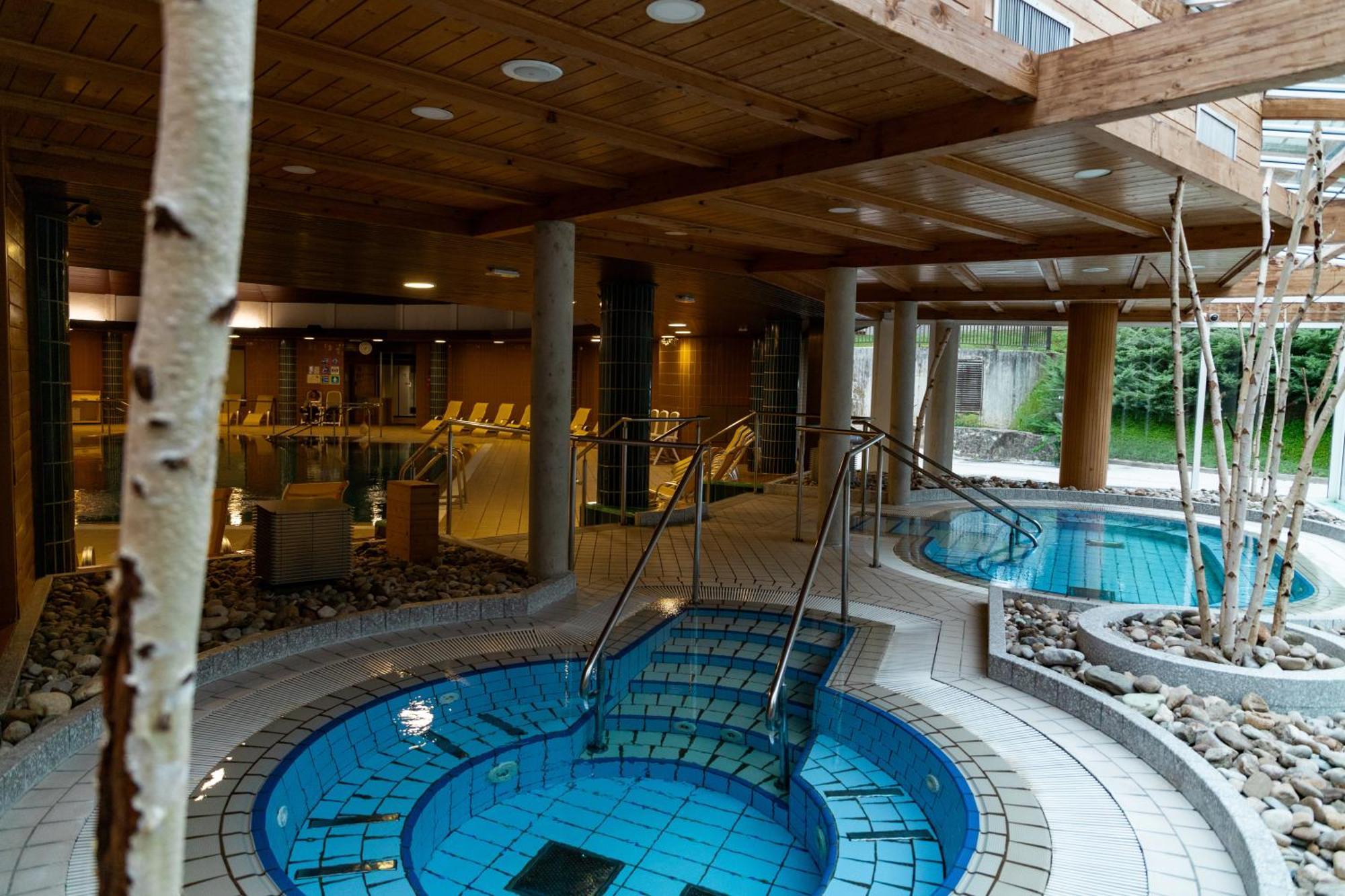 Hotel Toplice - Terme Krka Smarjeske Toplice ภายนอก รูปภาพ