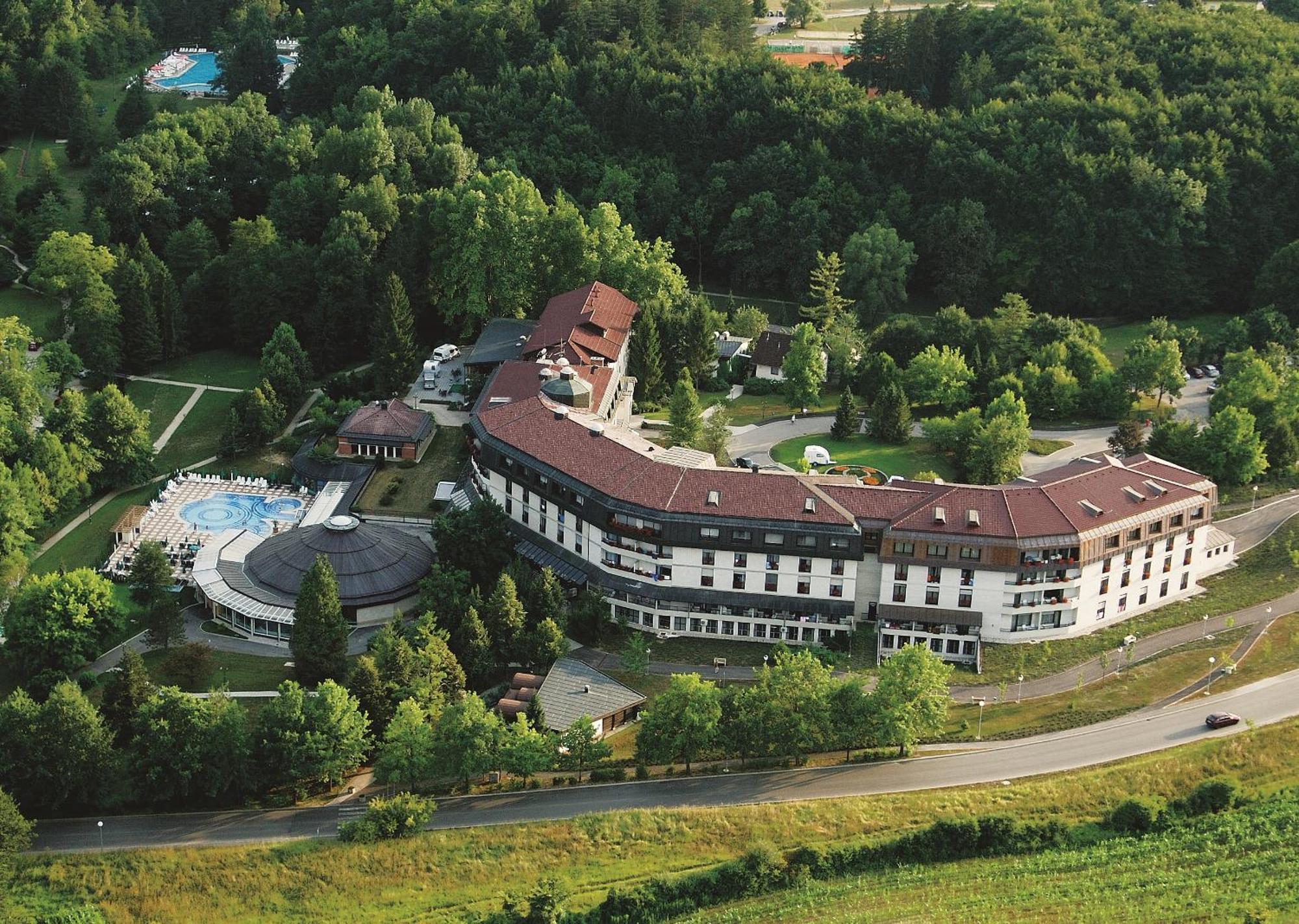 Hotel Toplice - Terme Krka Smarjeske Toplice ภายนอก รูปภาพ